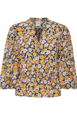 Blouse with short sleeve