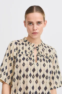 IHEMMERETTA Blouse with short sleeve