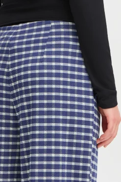 IHKATE CHECLÉ Casual pants