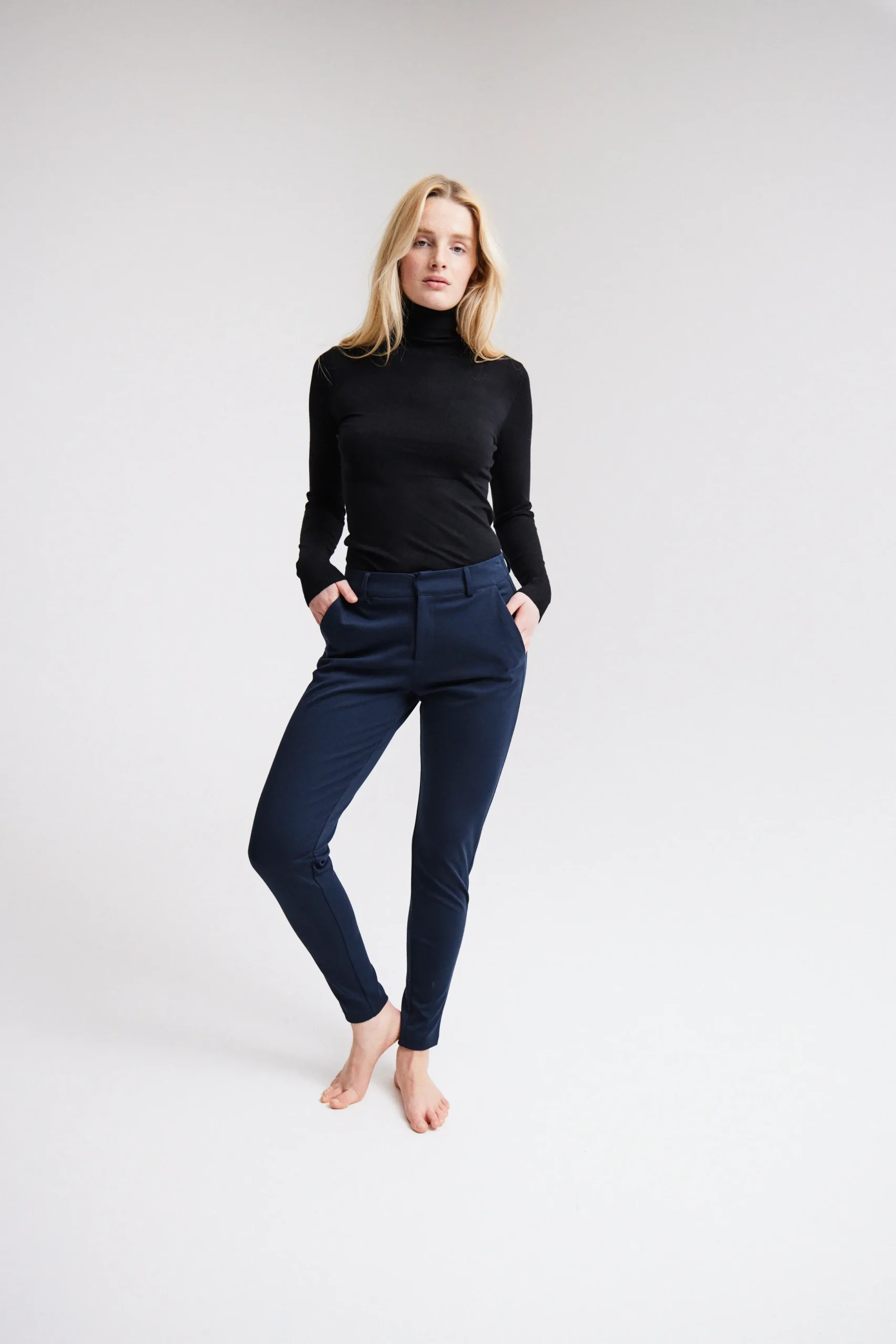 IHKATE Trousers
