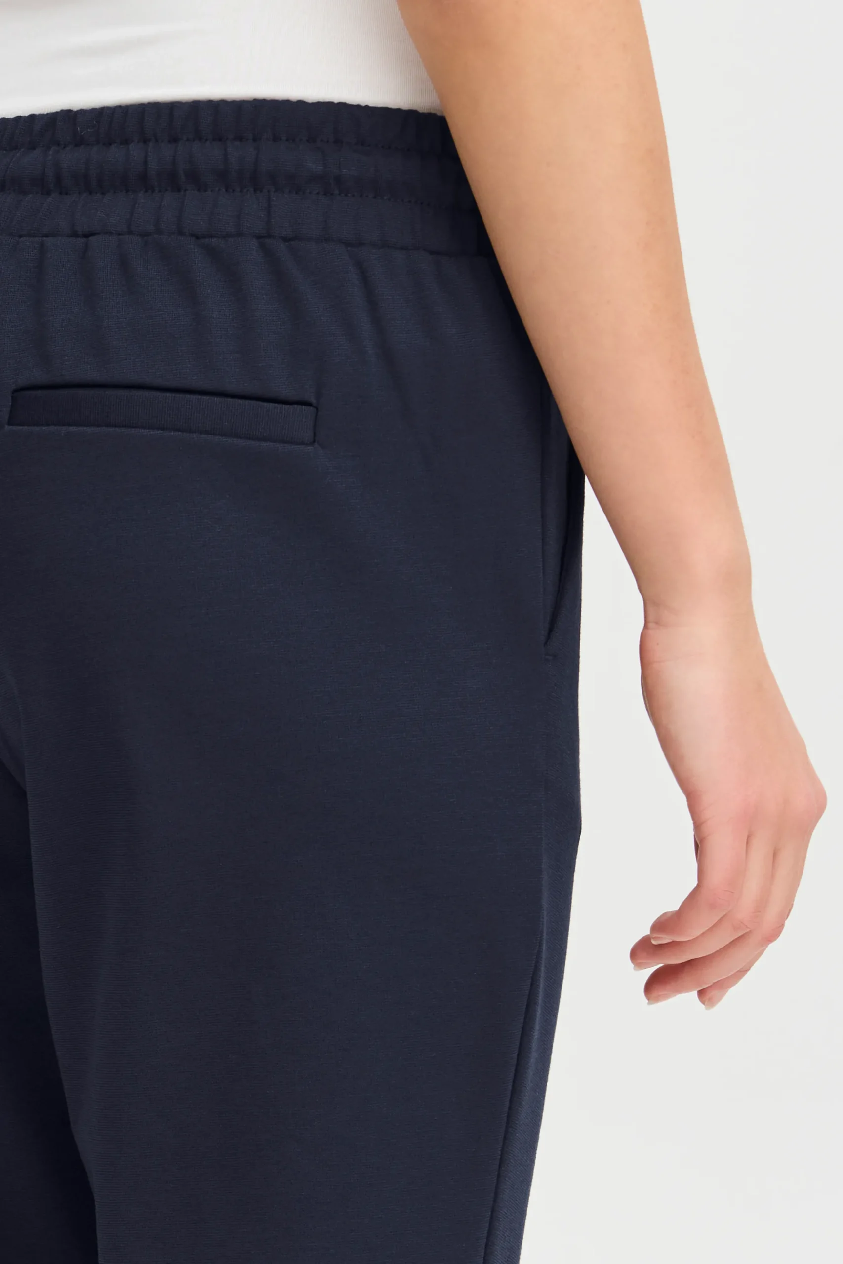 KATEIH PANTS - CROPPED